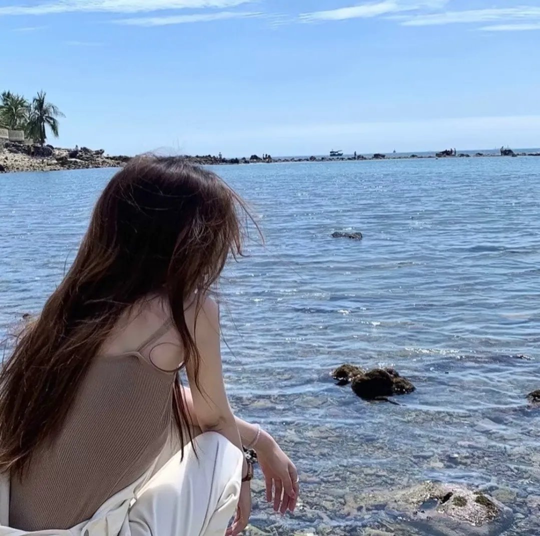 50英尺高的女人